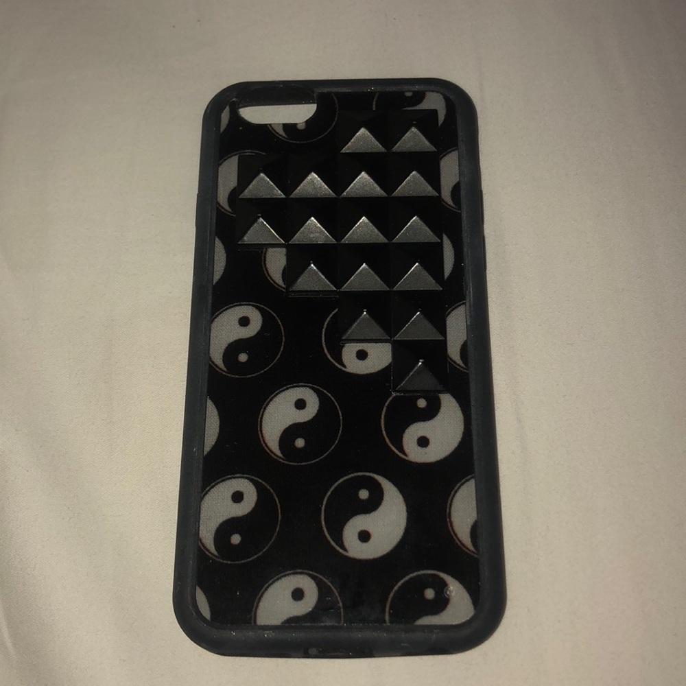iPhone 6/6s Wildflower Yin Yang Stud Case